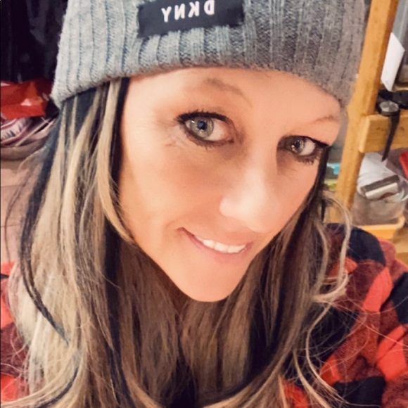 Meet your Posher, Caley - Picture 5 of 5